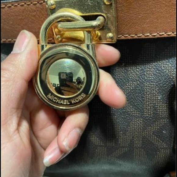 MK bag - Picture 2 of 2